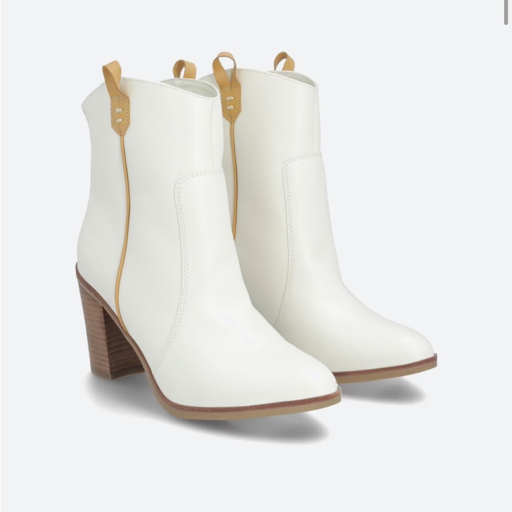 MIA - Glinda Booties- Faux Leather- Size 9